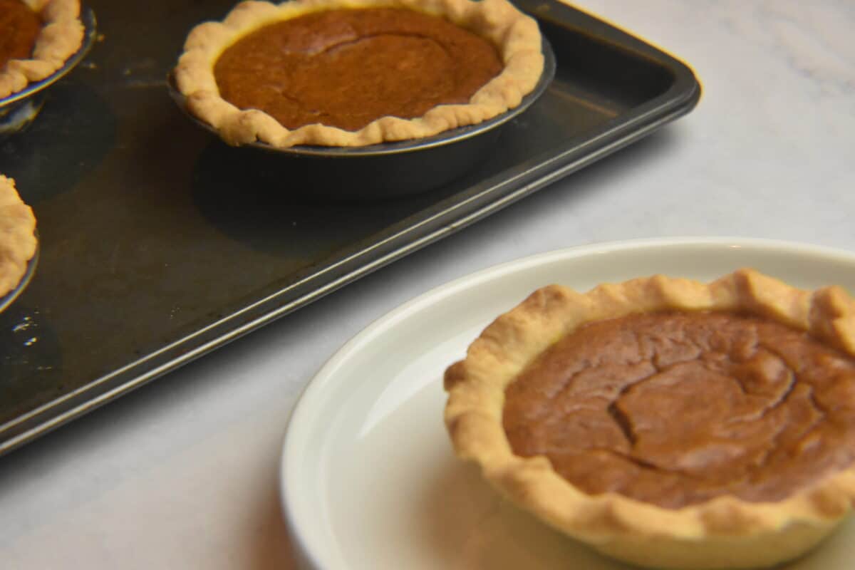 individual pumpkin pie