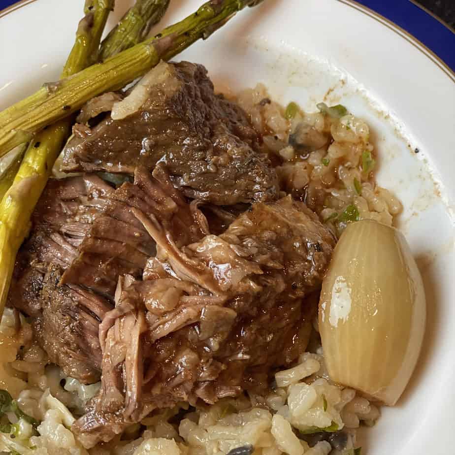 Slow Cooker Braised Beef Short Ribs