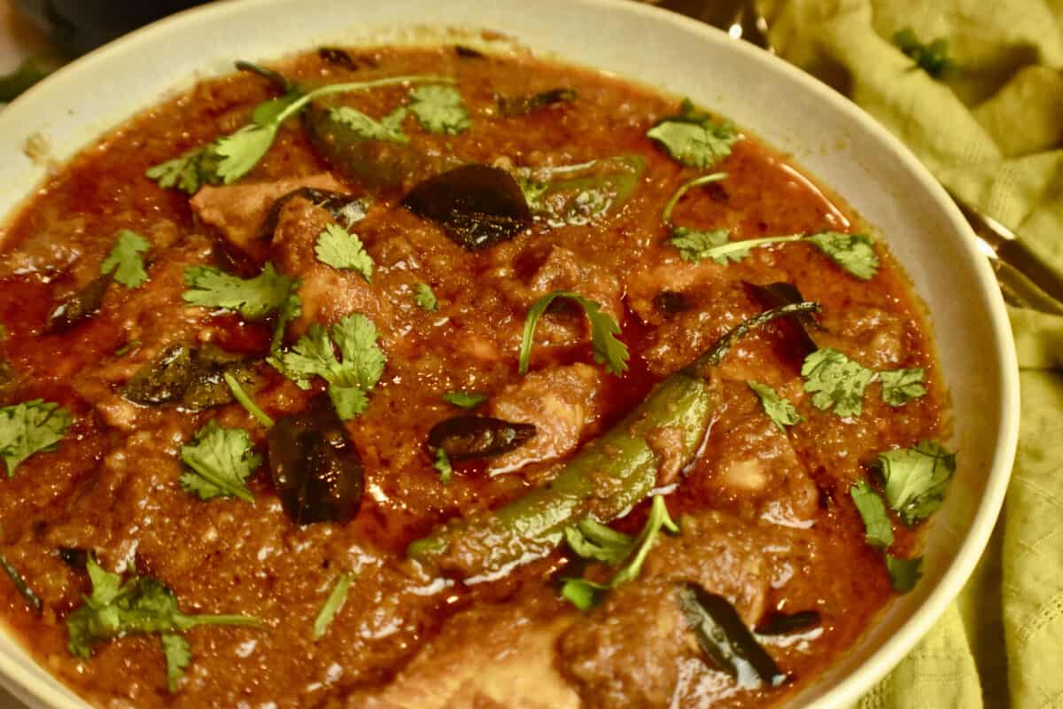 hyderabadi style chicken curry