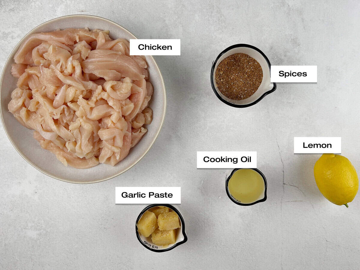 Ingredients for chicken shawarma.