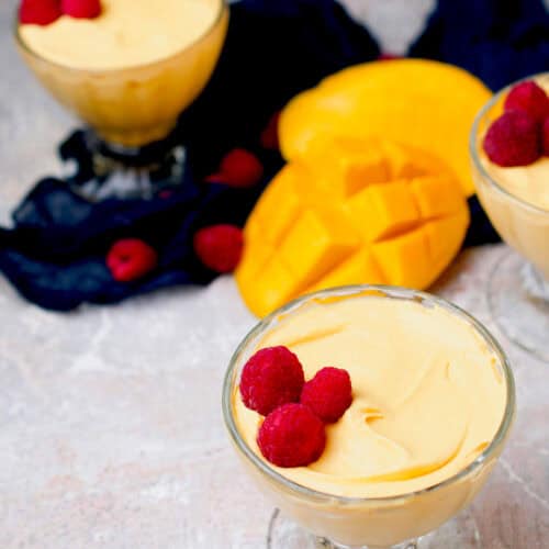 Four-ingredient mango dessert.